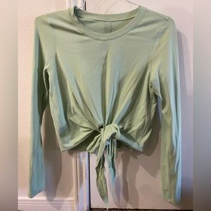 Lulu lemon tie up top